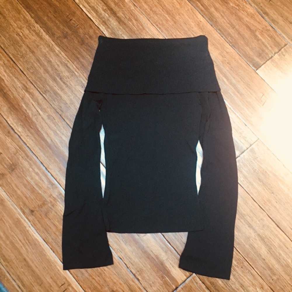 Arden B. Off the Shoulder Black Top